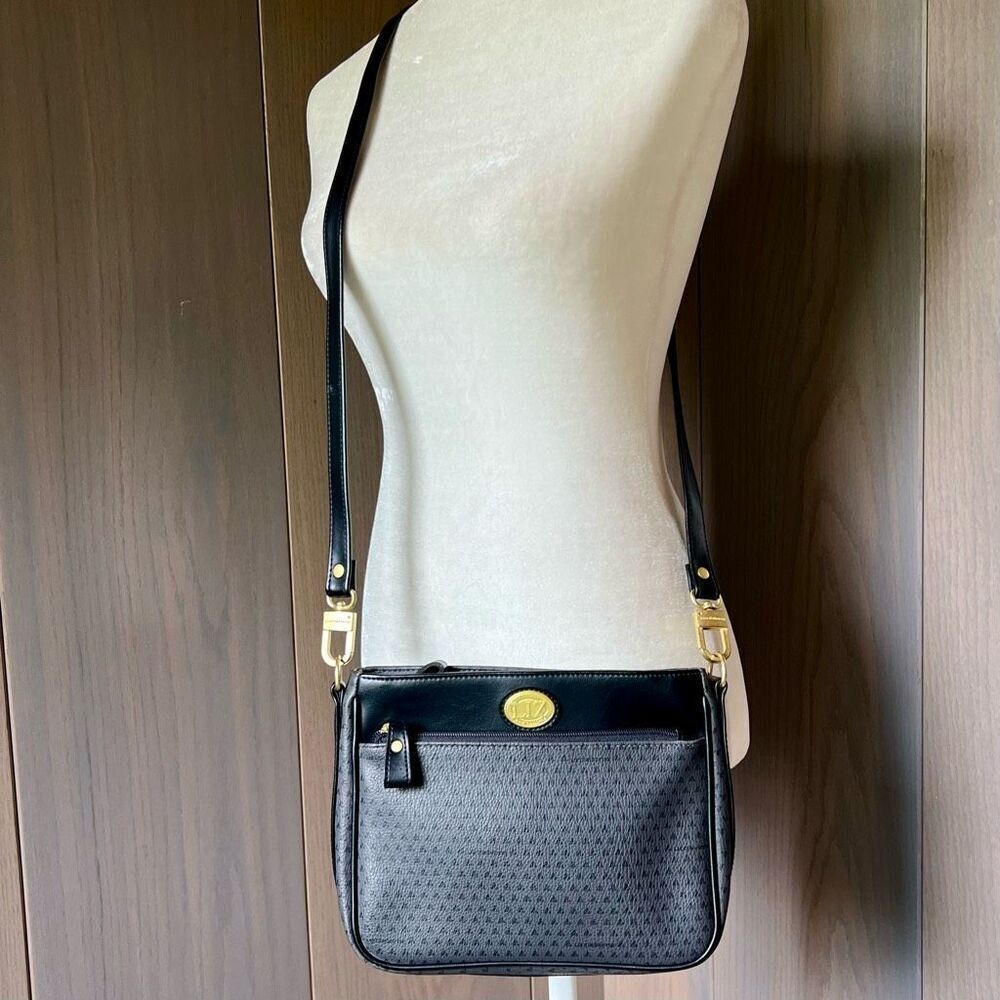 LIZ CLAIBORNE Vintage Signature Crossbody Brushed Gold